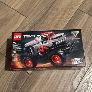 LEGO TECHNIC: Monster Jam ThunderROARus Pull-Back (42200)